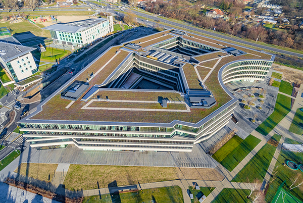 Aktualna siedziba Erbudu w biurowcu Royal Wilanów w Warszawie. Fot. materiały spółki. Aktualna siedziba Erbudu w biurowcu Royal Wilanów w Warszawie. Fot. materiały spółki.